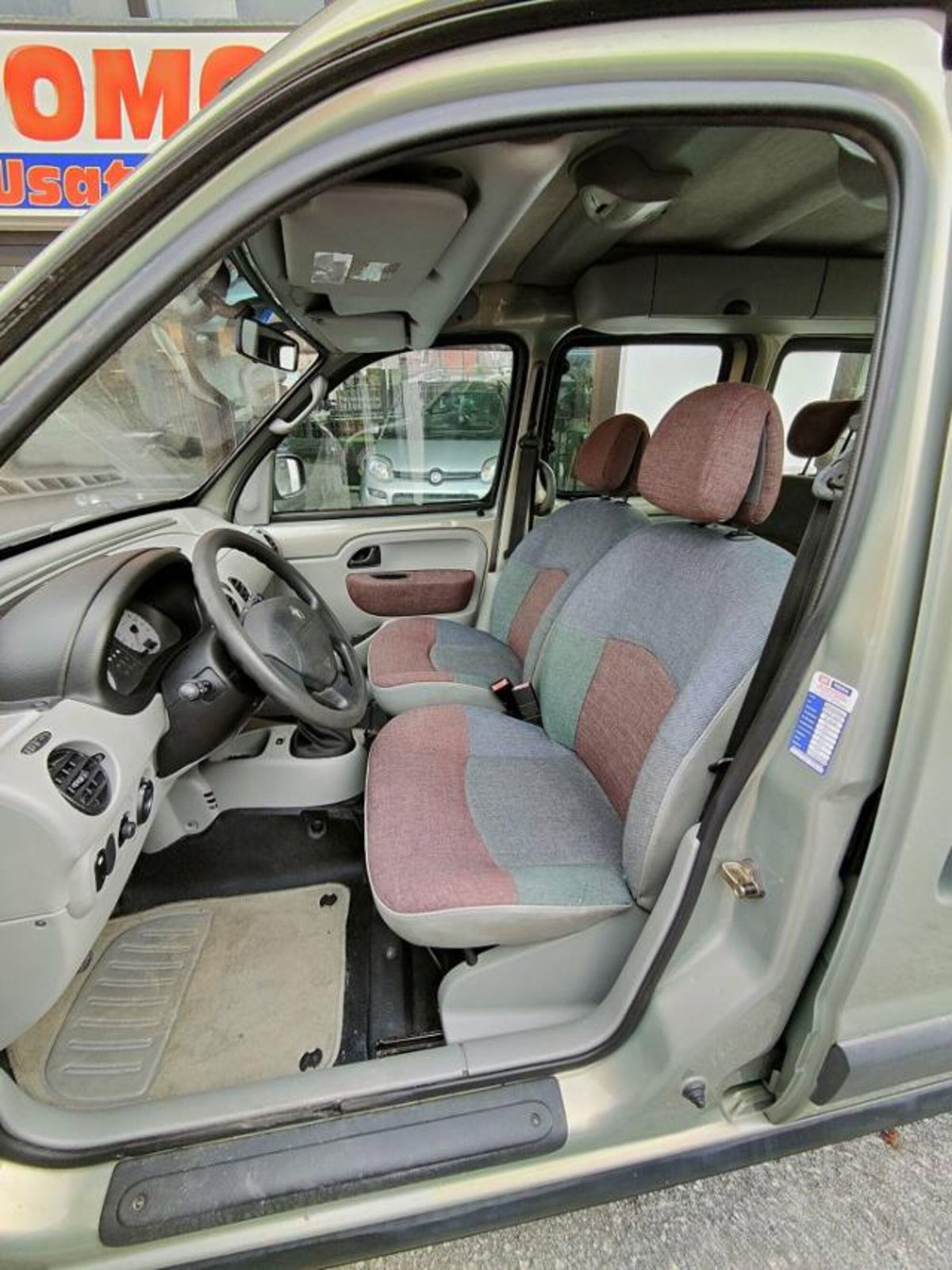 Renault Kangoo 1.6 16V 4x4 4p. Authentique (5)