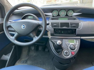 Fiat Ulysse 2.0 JTD Active (9)