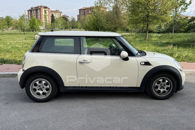 MINI Mini 1.6 16V One (55kW) (4)