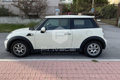 MINI Mini 1.6 16V One (55kW) (8)