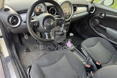 MINI Mini 1.6 16V One (55kW) (9)