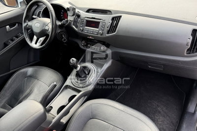Kia Sportage 2.0 CRDI VGT AWD Plus (12)