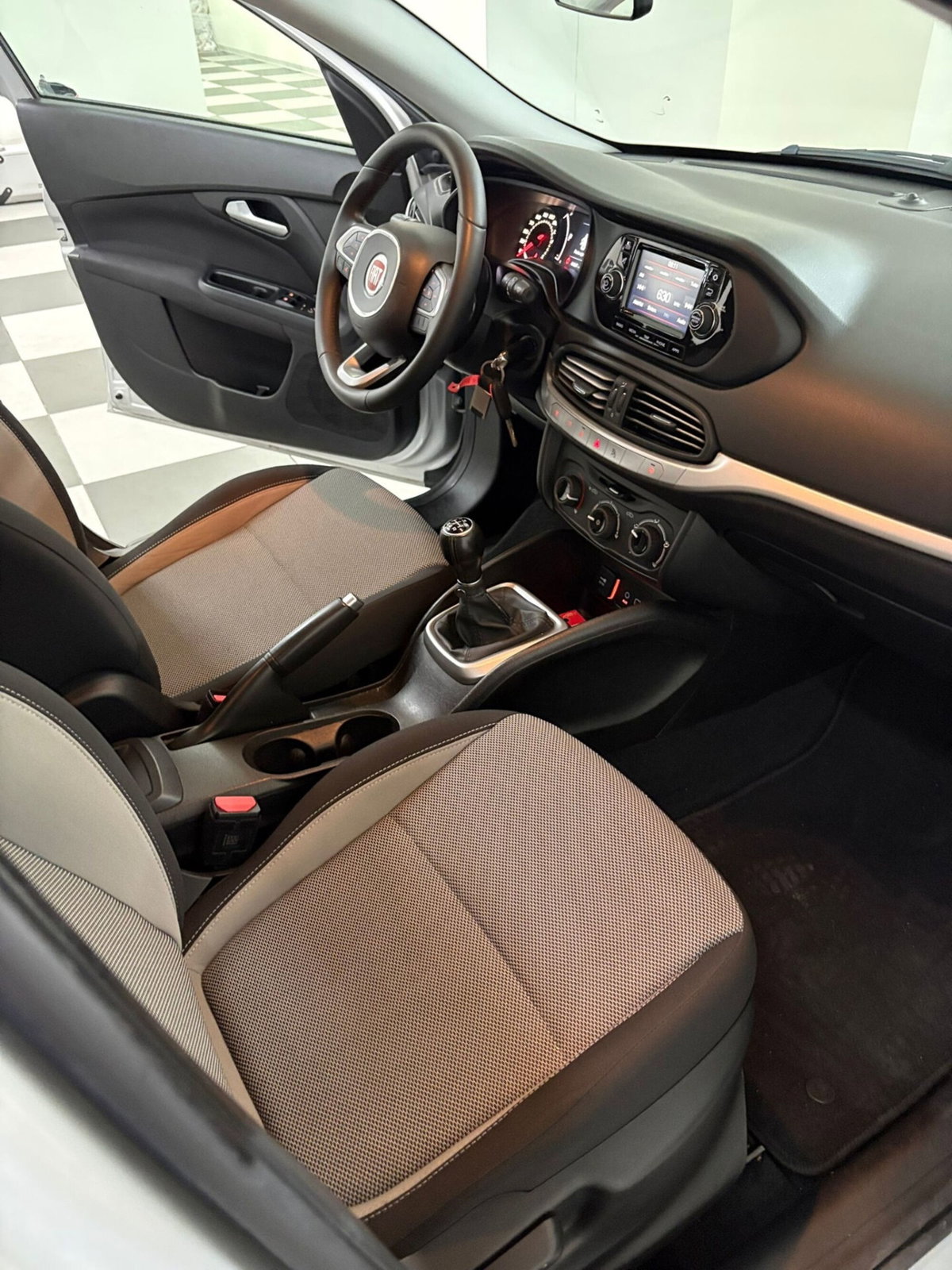 Fiat Tipo Tipo 1.3 Mjt S&S 5 porte Lounge (2)