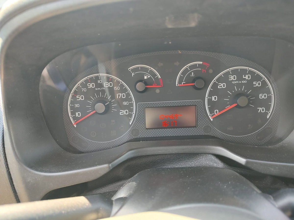 Fiat Qubo 1.3 MJT 80 CV Active (20)