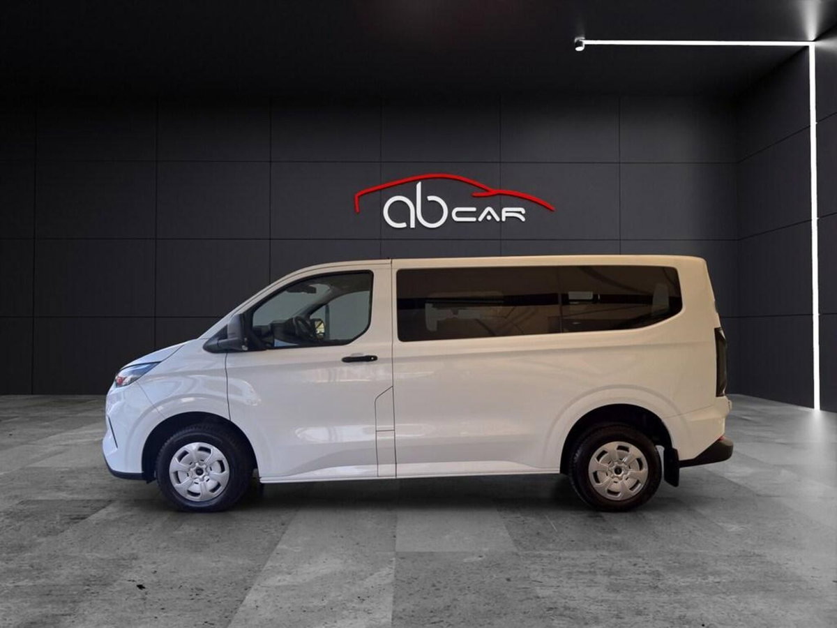 Ford Tourneo Custom 320 2.0 ecoblue 136cv Titanium L1H1 AWD A8 (3)