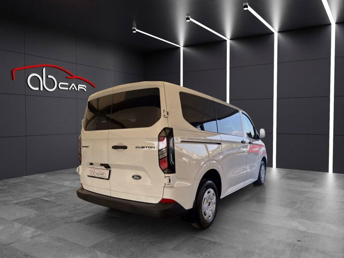Ford Tourneo Custom 320 2.0 ecoblue 136cv Titanium L1H1 AWD A8 (6)