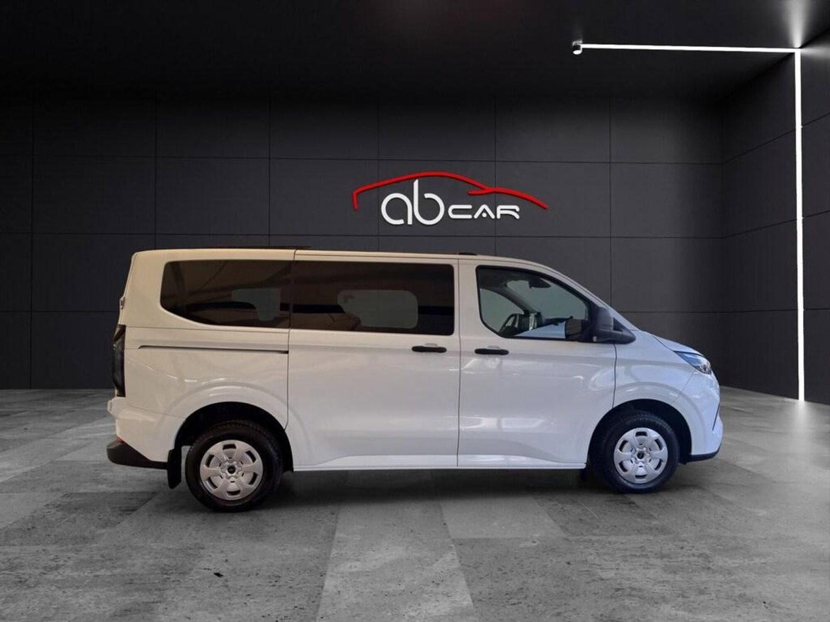 Ford Tourneo Custom 320 2.0 ecoblue 136cv Titanium L1H1 AWD A8 (7)
