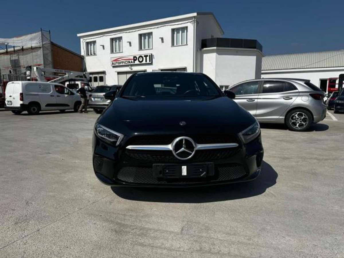 Mercedes-Benz Classe A Sedan 200 Automatic 4p. Sport (2)