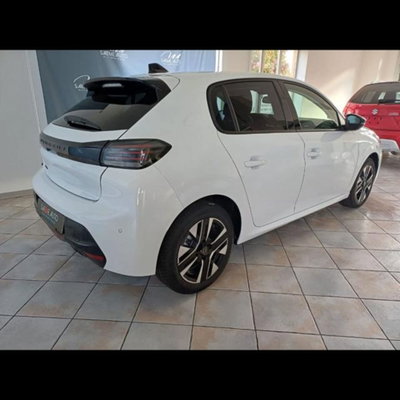 Peugeot 208 PureTech 100 Stop&Start 5 porte Allure (2)