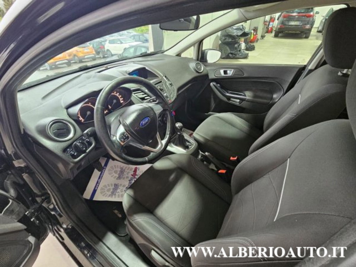 Ford Fiesta 1.5 TDCi 75CV 5 porte (11)