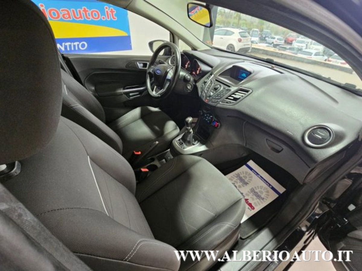 Ford Fiesta 1.5 TDCi 75CV 5 porte (7)