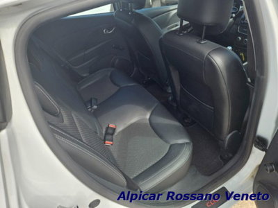 Renault Clio dCi 8V 90 CV EDC 5 porte Moschino Intens (12)