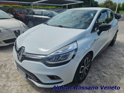 Renault Clio dCi 8V 90 CV EDC 5 porte Moschino Intens (3)