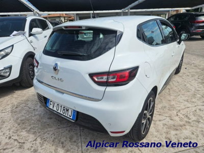 Renault Clio dCi 8V 90 CV EDC 5 porte Moschino Intens (7)