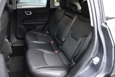 Jeep Compass 1.3 T4 190CV PHEV AT6 4xe Business Plus (7)