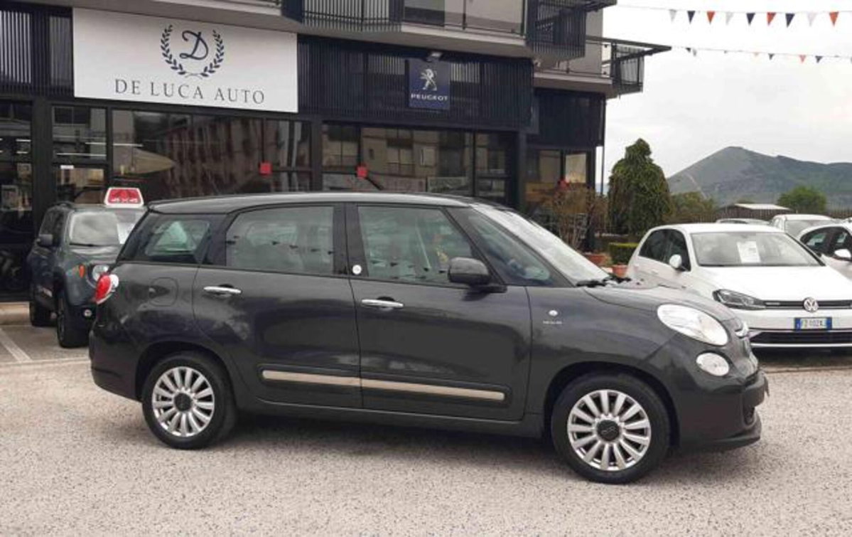 Fiat 500L Living 1.6 Multijet 105 CV Lounge (12)