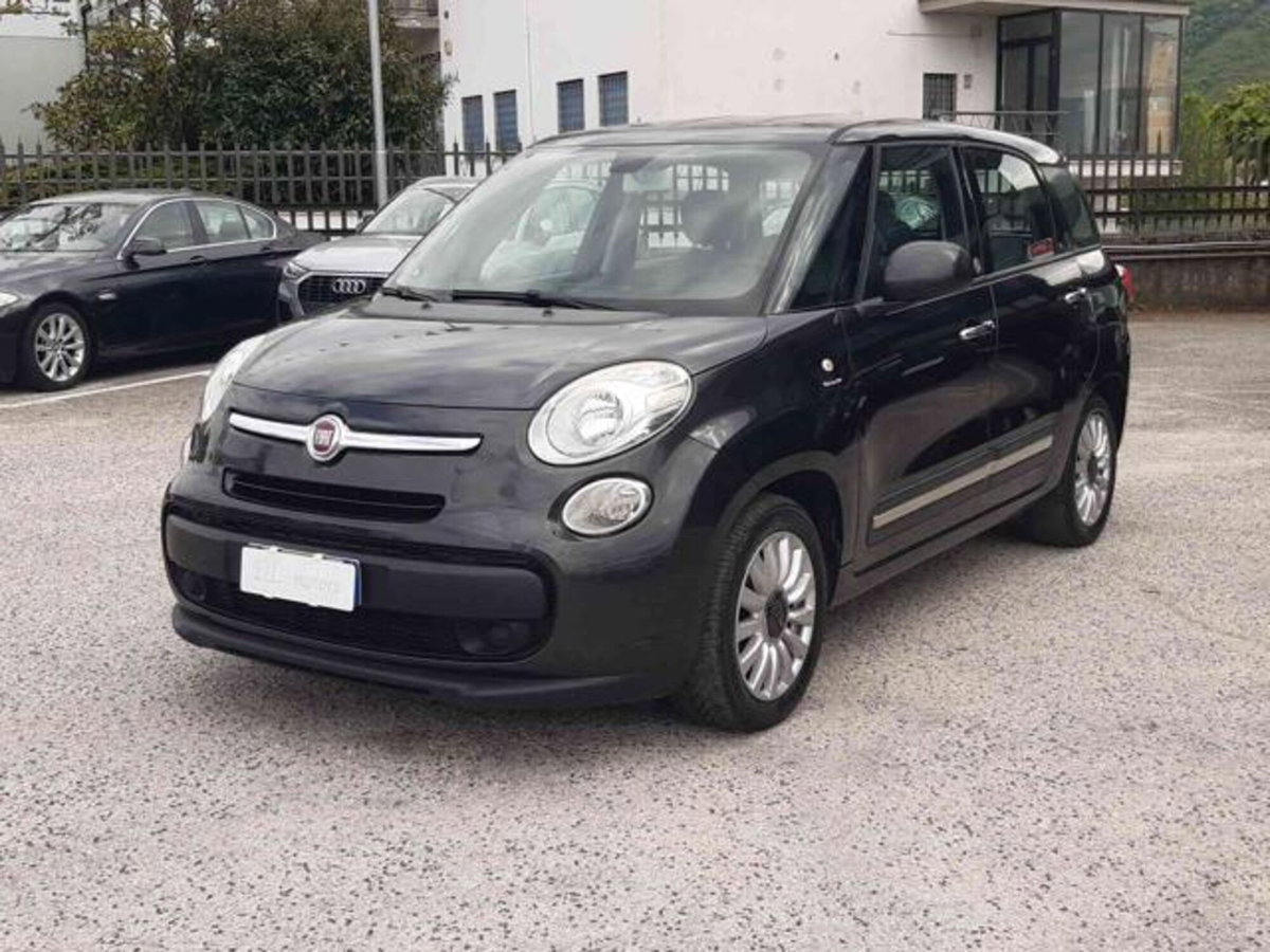 Fiat 500L Living 1.6 Multijet 105 CV Lounge (3)