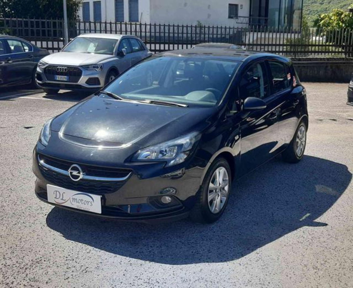 Opel Corsa 1.2 5 porte n-Joy (12)