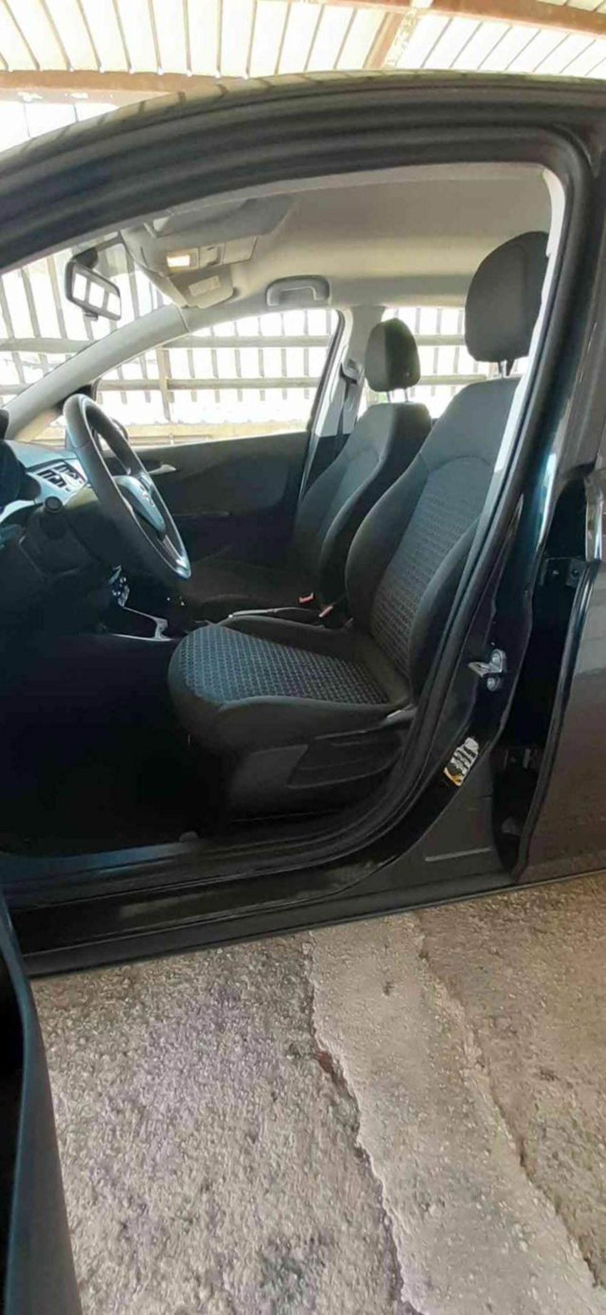 Opel Corsa 1.2 5 porte n-Joy (14)