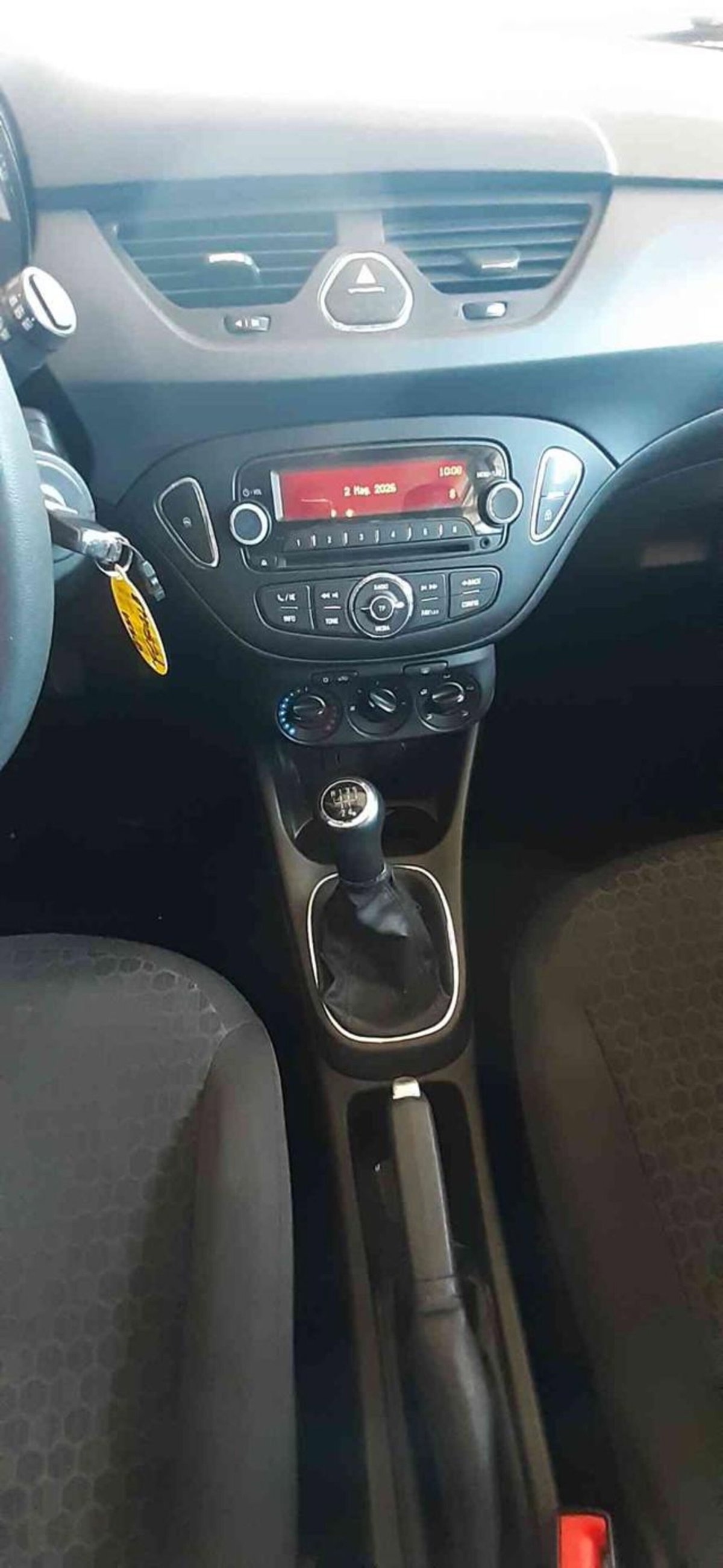 Opel Corsa 1.2 5 porte n-Joy (19)