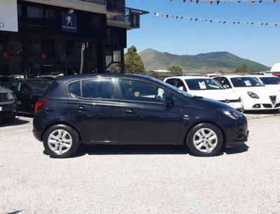 Opel Corsa 1.2 5 porte n-Joy (5)