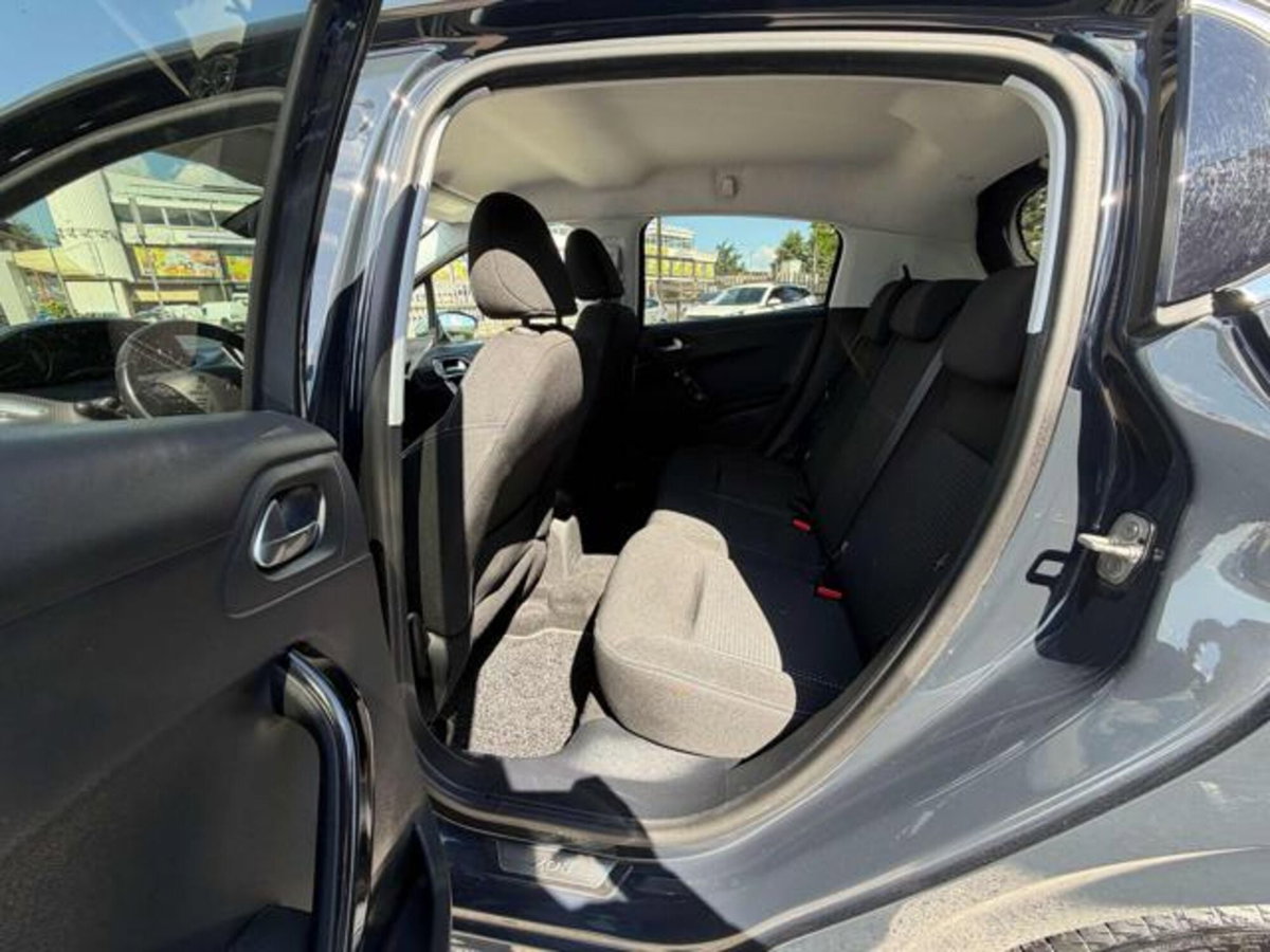 Peugeot 208 82 5p. GPL Allure (17)