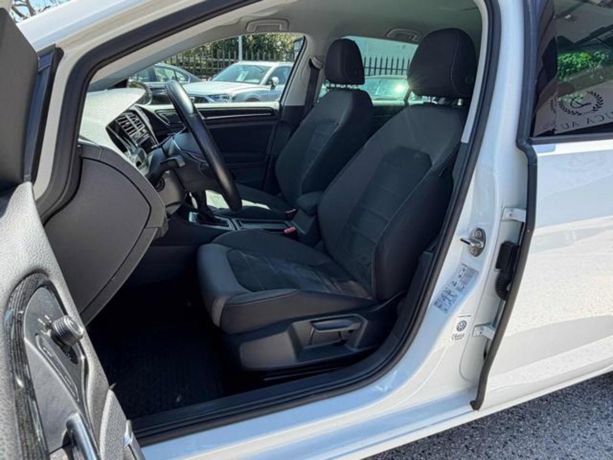 Volkswagen Golf 1.5 TGI DSG 5p. Executive BlueMotion Technology (9)