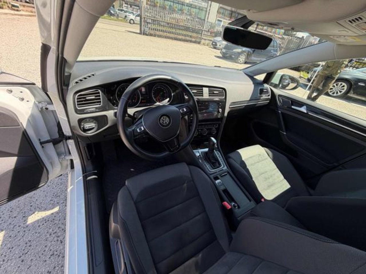 Volkswagen Golf 1.5 TGI DSG 5p. Executive BlueMotion Technology (10)