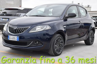 Lancia Ypsilon 1.0 FireFly 5 porte S&S Hybrid Ecochic Gold usata