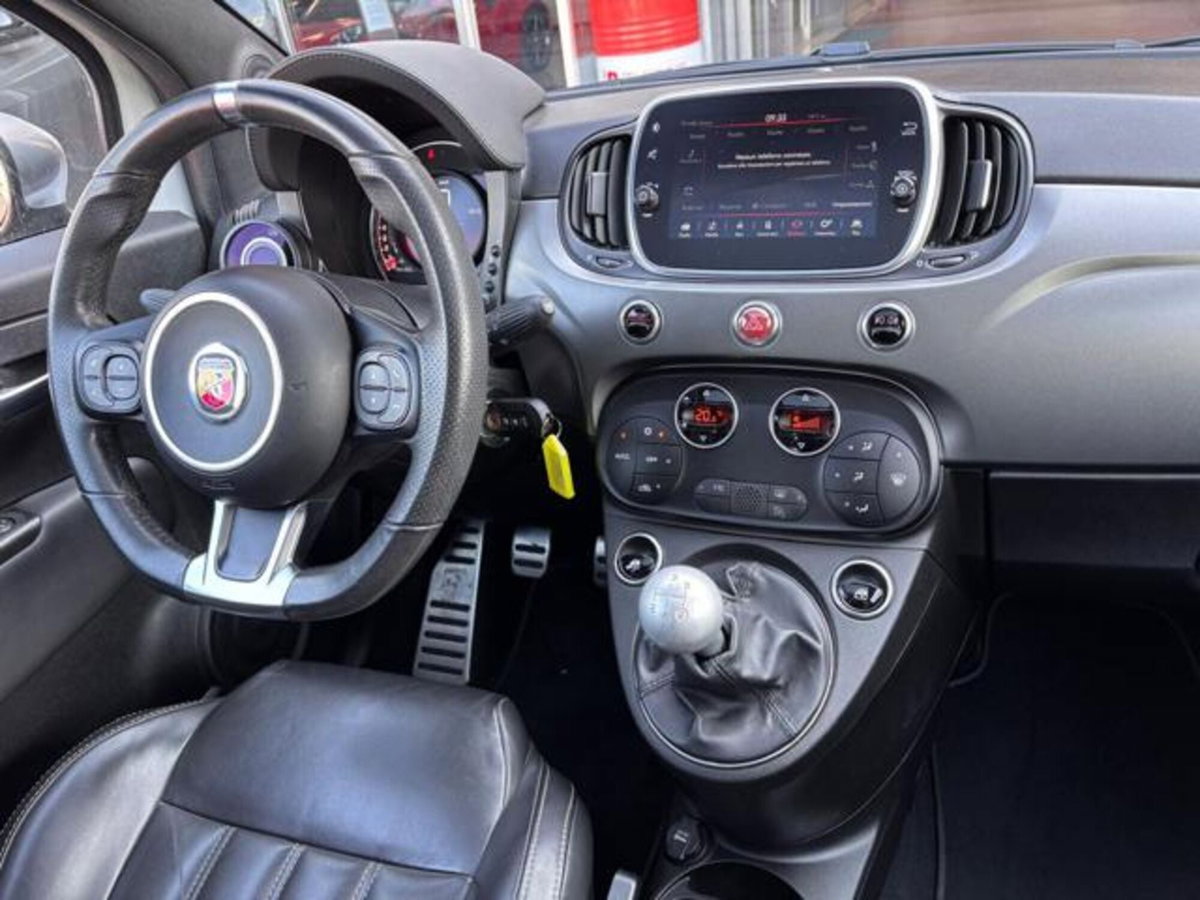 Abarth 595 595 1.4 Turbo T-Jet 165 CV Turismo (18)