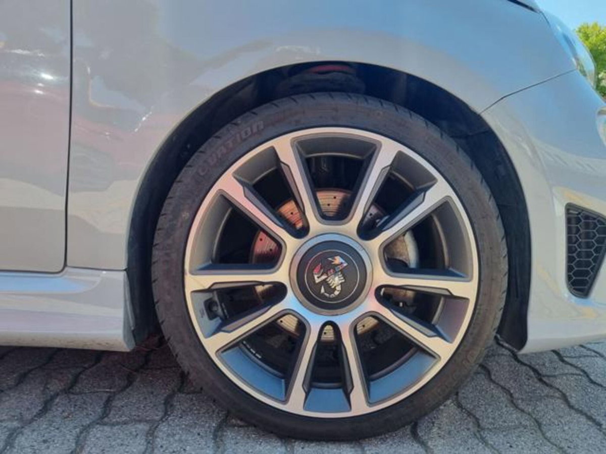 Abarth 595 595 1.4 Turbo T-Jet 165 CV Turismo (6)