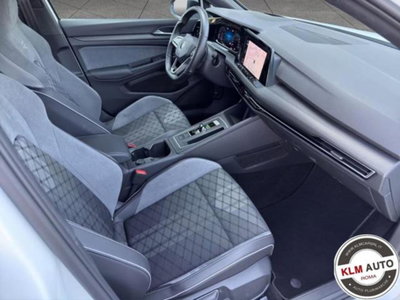 Volkswagen Golf Variant 1.5 eTSI 150 CV EVO ACT DSG R-Line (11)