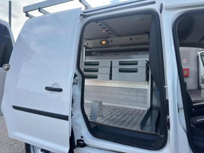 Volkswagen Veicoli Commerciali Caddy 2.0 TDI 122 CV 4Motion Furgone (18)