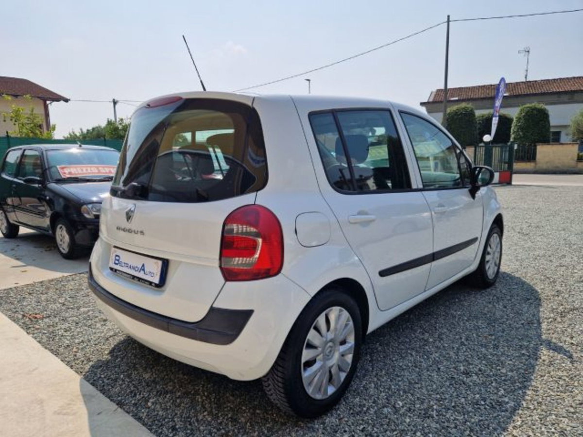 Renault Modus 1.2 16V Dynamique (8)