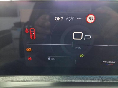 Peugeot 3008 1.2 hybrid Allure 145cv e-dcs6 (2)