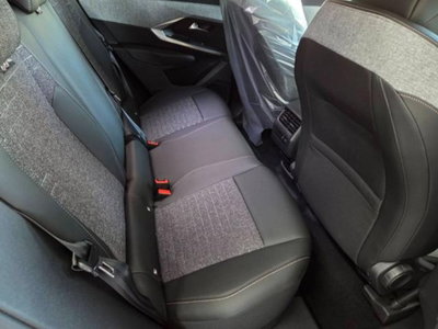Peugeot 3008 1.2 hybrid Allure 145cv e-dcs6 (5)