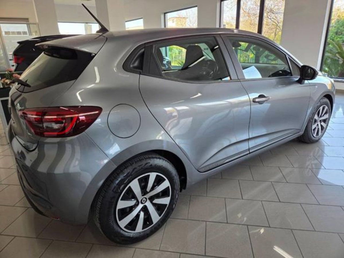 Renault Clio TCe 100 CV GPL 5 porte Equilibre (6)