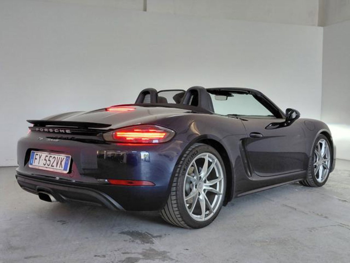 Porsche 718 Boxster  4.0 Spyder RS pdk (12)
