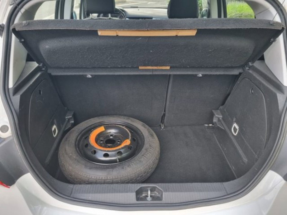 Opel Corsa 1.4 90CV GPL Tech 5 porte Advance (10)