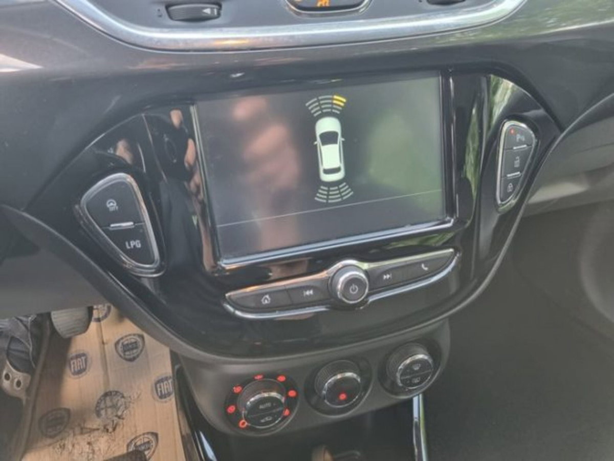 Opel Corsa 1.4 90CV GPL Tech 5 porte Advance (15)