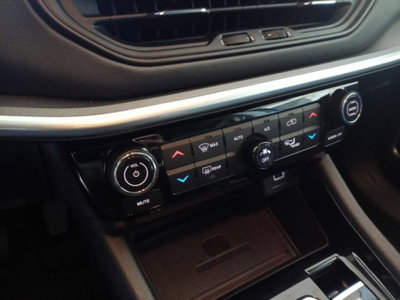 Jeep Compass 1.6 Multijet II 2WD Limited (16)