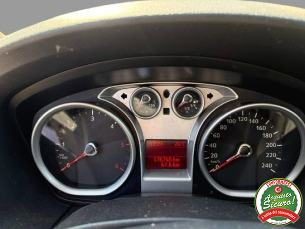 Ford Focus Cabrio 2.0 TDCi (136CV) CC Tit. DPF (8)