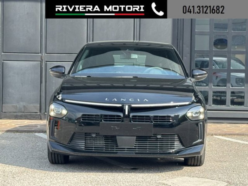Lancia Ypsilon 1.2 mhev Edizione Cassina e-dct