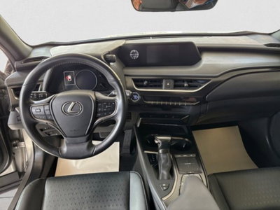 Lexus UX Hybrid 4WD Midnight (11)