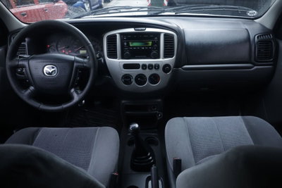 Mazda Tribute 16V cat (2)