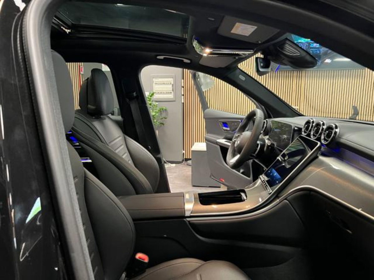 Mercedes-Benz GLC 220 d 4Matic Mild Hybrid AMG Advanced Plus (11)