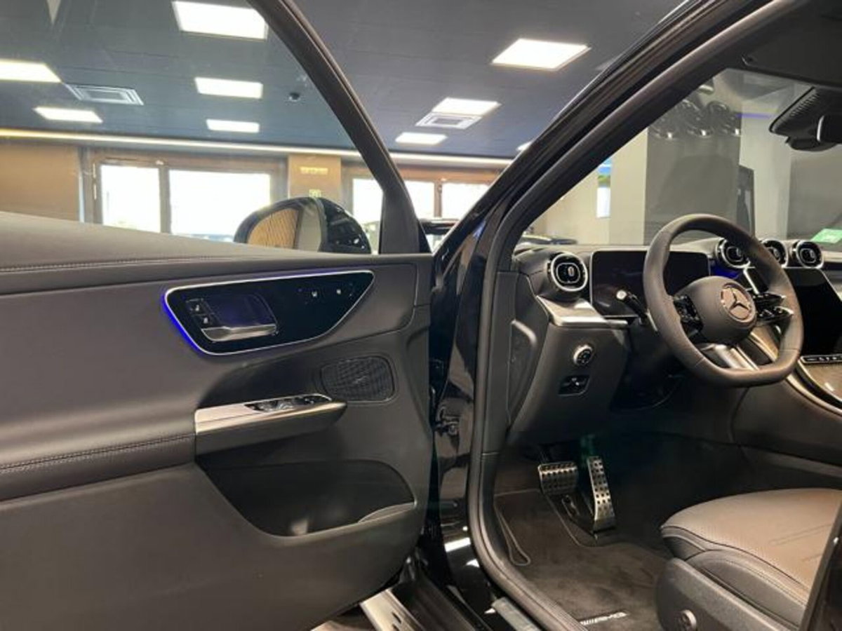 Mercedes-Benz GLC 220 d 4Matic Mild Hybrid AMG Advanced Plus (17)