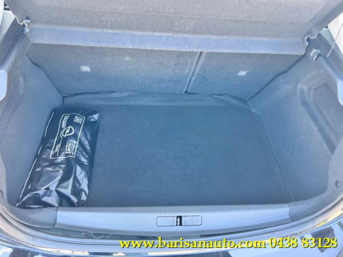 Opel Corsa 1.5 D 100 CV Edition (8)