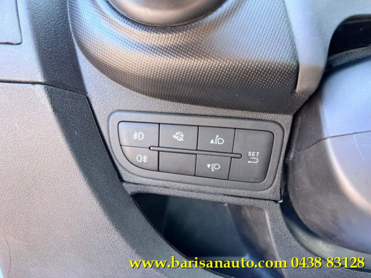 Peugeot Bipper 1.3 HDi 75CV FAP Furgone Comfort (11)