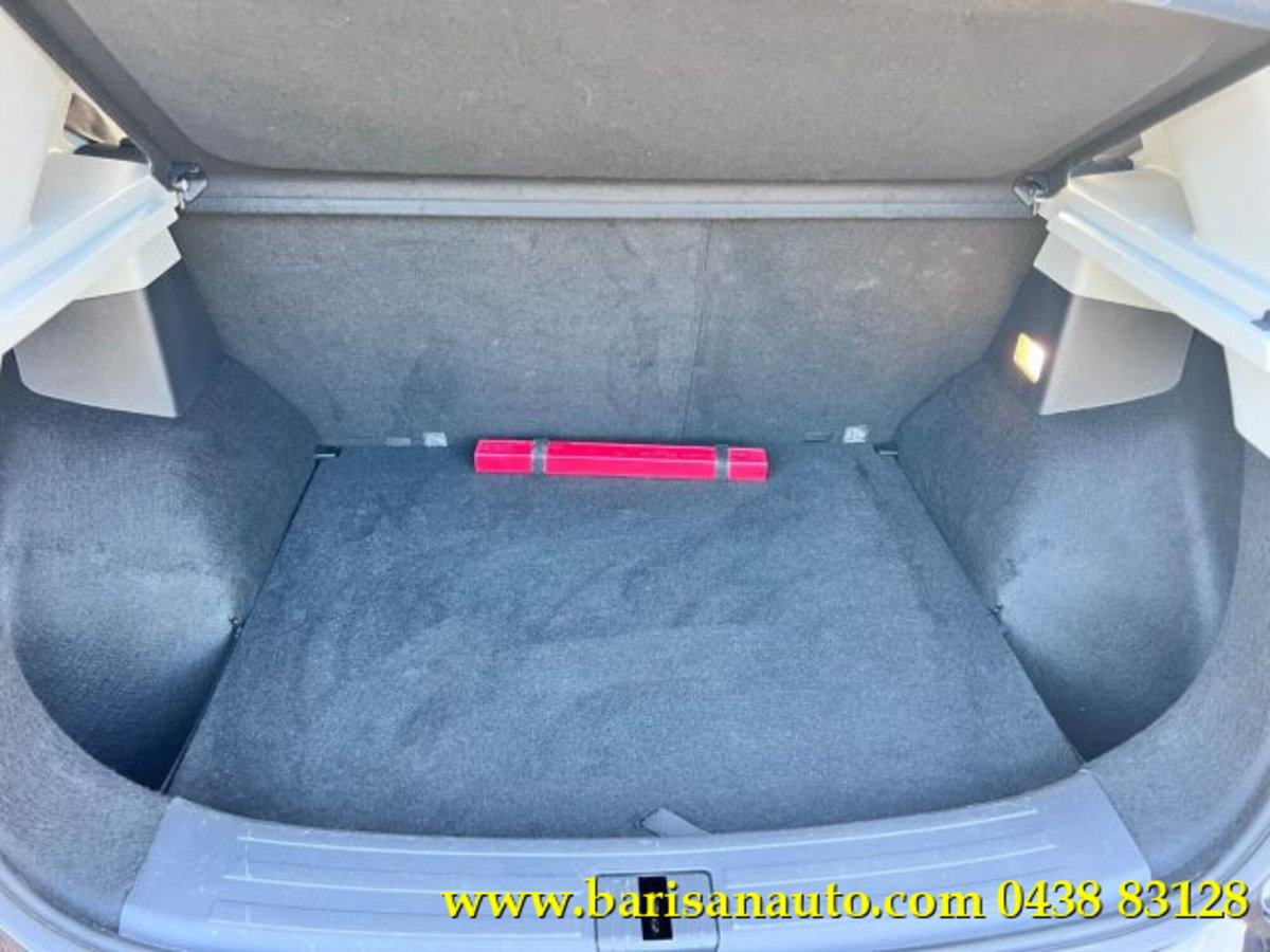 Mg ZS ZS 1.5 Luxury (8)
